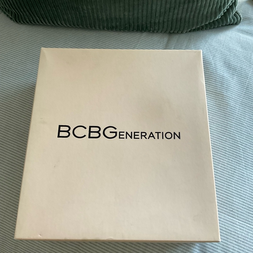 BCBGENERATION Sandal - Picture 9 of 13
